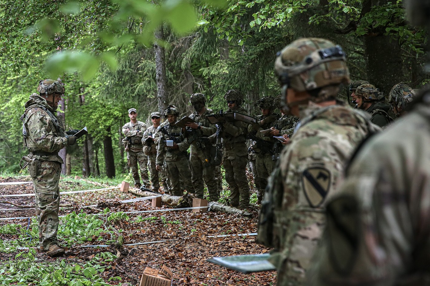 Формувальні операції: як створюють умови для вирішальної дії